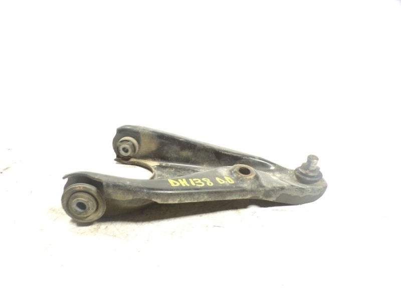 Recambio de brazo suspension inferior delantero derecho para dacia sandero stepway referencia OEM IAM 545004529R  