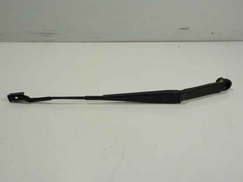 Recambio de brazo limpia delantero izquierdo para subaru xv (g5) executive plus referencia OEM IAM 86532FL020  