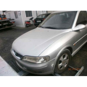 OPEL VECTRA B BERLINA