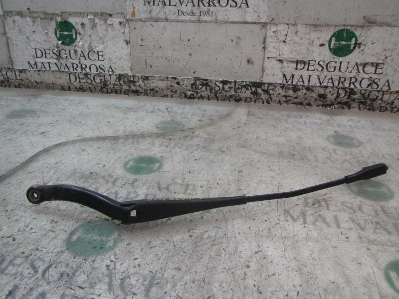 Recambio de brazo limpia delantero izquierdo para opel corsa d 1.3 16v cdti referencia OEM IAM   