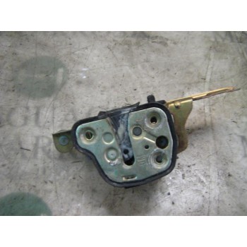 CERRADURA PUERTA TRASERA IZQUIERDA 