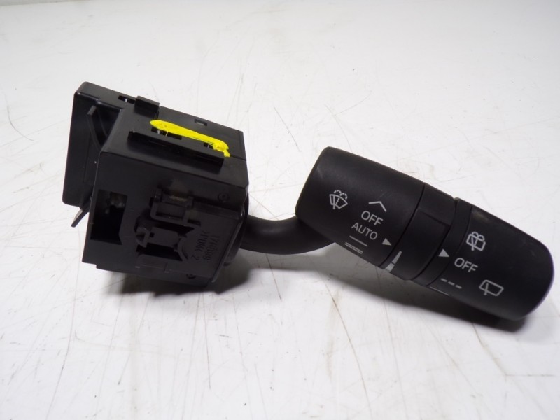 Recambio de mando limpia para mazda cx-5 center-line awd referencia OEM IAM KD4766128 17F899 