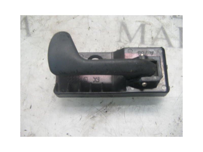 Recambio de maneta interior delantera derecha para fiat punto berl. (176) referencia OEM IAM   