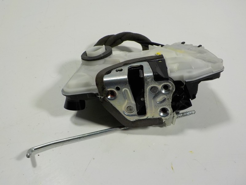 Recambio de cerradura puerta delantera izquierda para subaru xv (g5) executive plus referencia OEM IAM  80530032 