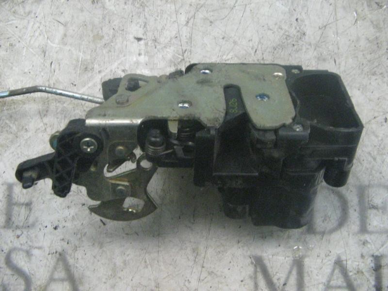 Recambio de cerradura puerta trasera izquierda para daewoo nubira berlina classic se referencia OEM IAM   