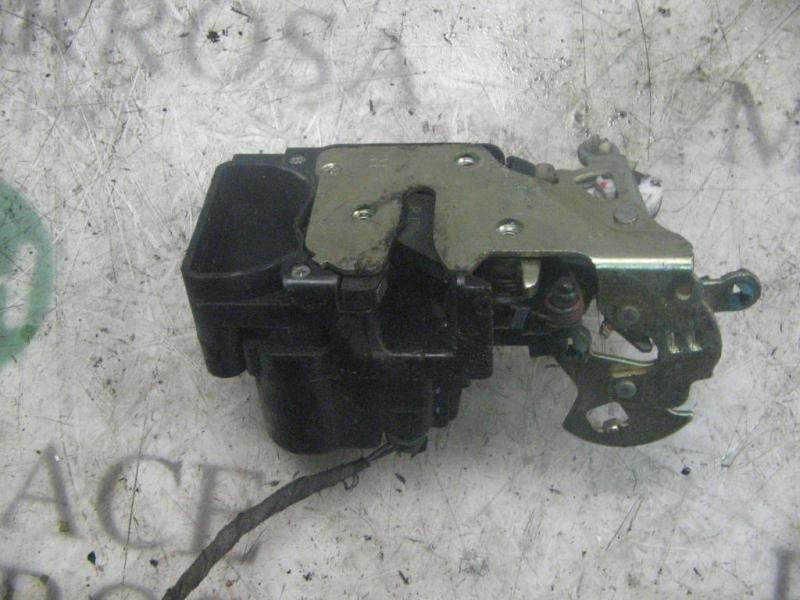 Recambio de cerradura puerta delantera derecha para daewoo nubira berlina classic se referencia OEM IAM   