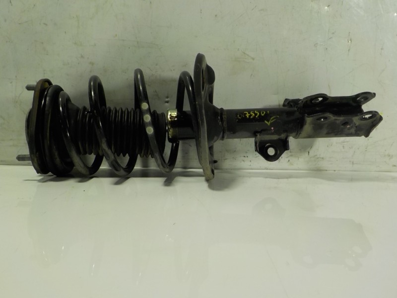 Recambio de amortiguador delantero izquierdo para toyota verso 1.6 d-4d cat referencia OEM IAM 4852009Y80 485100F070 