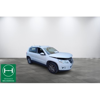 VOLKSWAGEN TIGUAN (5N2)