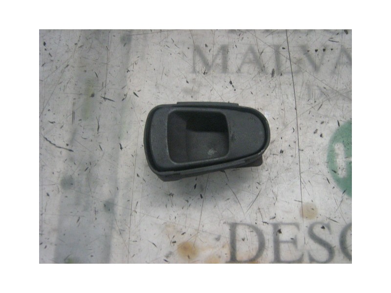 Recambio de maneta interior trasera derecha para daewoo nexia gl referencia OEM IAM   