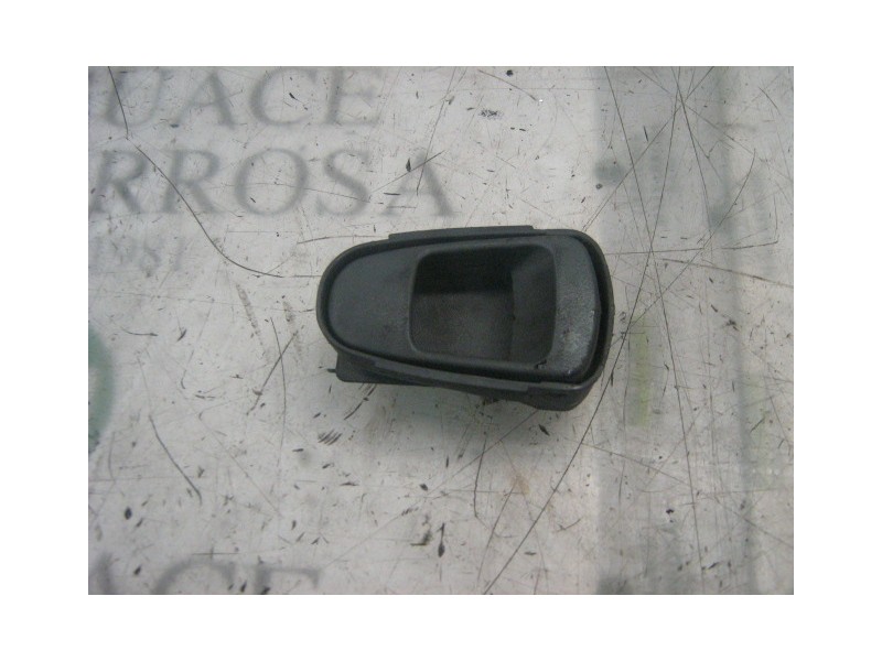 Recambio de maneta interior delantera izquierda para daewoo nexia gl referencia OEM IAM   