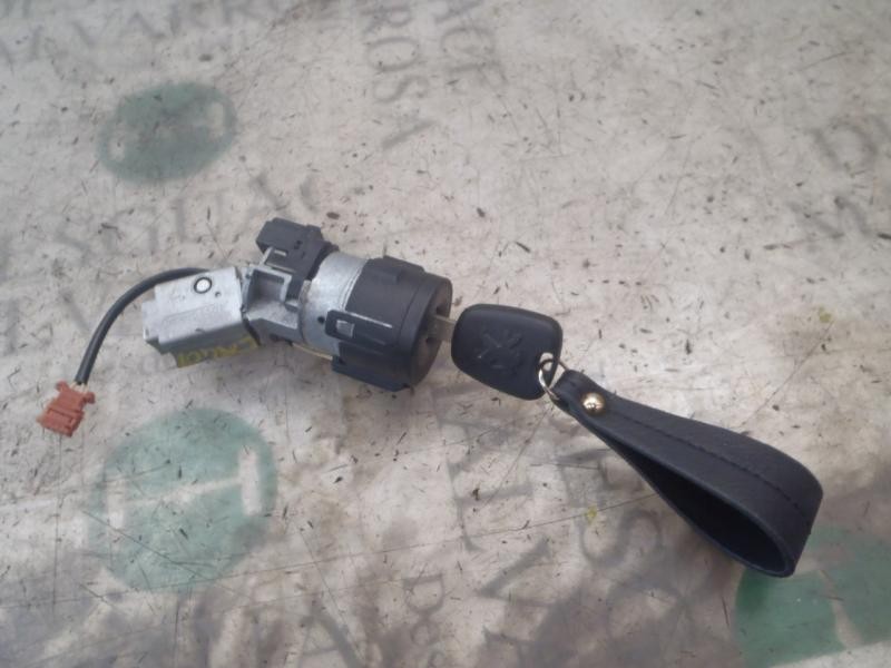 Recambio de antirrobo para peugeot 308 sport referencia OEM IAM 4162KF  