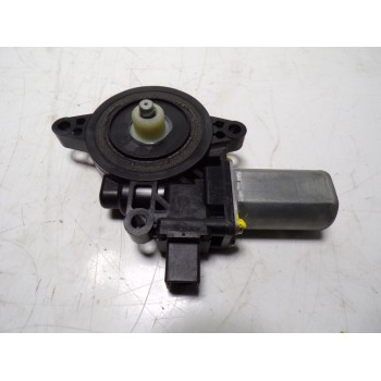 MOTOR ELEVALUNAS TRASERO DERECHO D6515858XB D6515858X CM012030