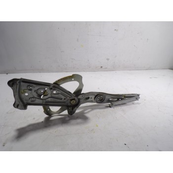 ELEVALUNAS TRASERO DERECHO 827208148R 