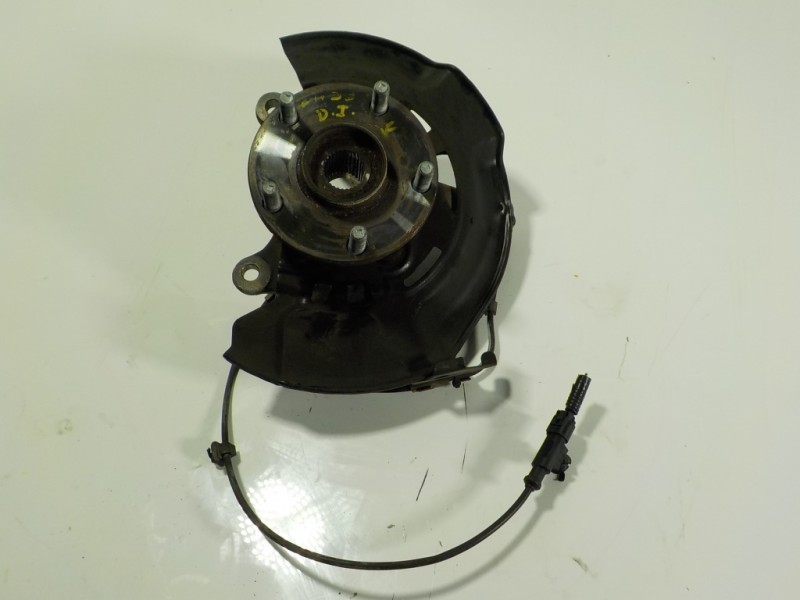 Recambio de mangueta delantera izquierda para toyota verso 1.6 d-4d cat referencia OEM IAM 432120F020  