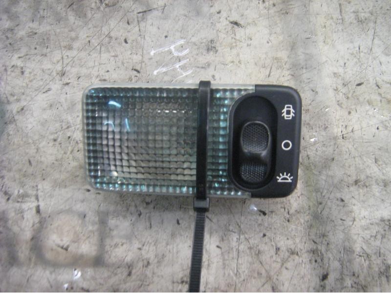 Recambio de piloto interior para citroën xsara berlina 2.0 hdi exclusive (80kw) referencia OEM IAM   