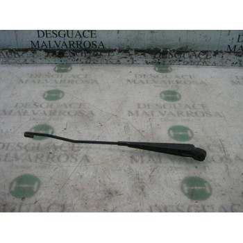 BRAZO LIMPIA DELANTERO DERECHO 