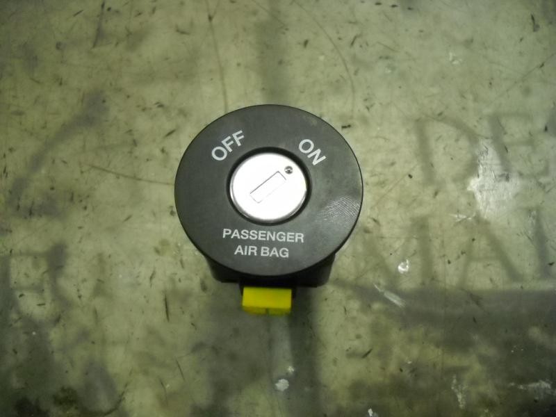 Recambio de modulo electronico para kia carens (un) 2.0 crdi referencia OEM IAM   