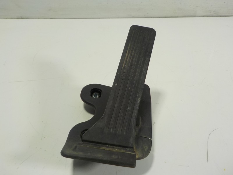 Recambio de potenciometro pedal para mazda cx-5 center-line awd referencia OEM IAM GHP941600C GHP941600C 