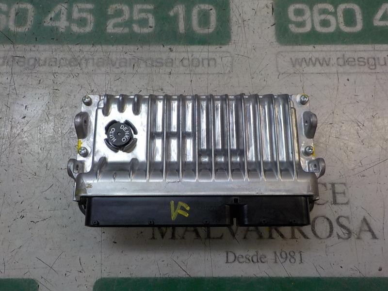 Recambio de centralita motor uce para toyota yaris referencia OEM IAM 896610U710 896610U710 