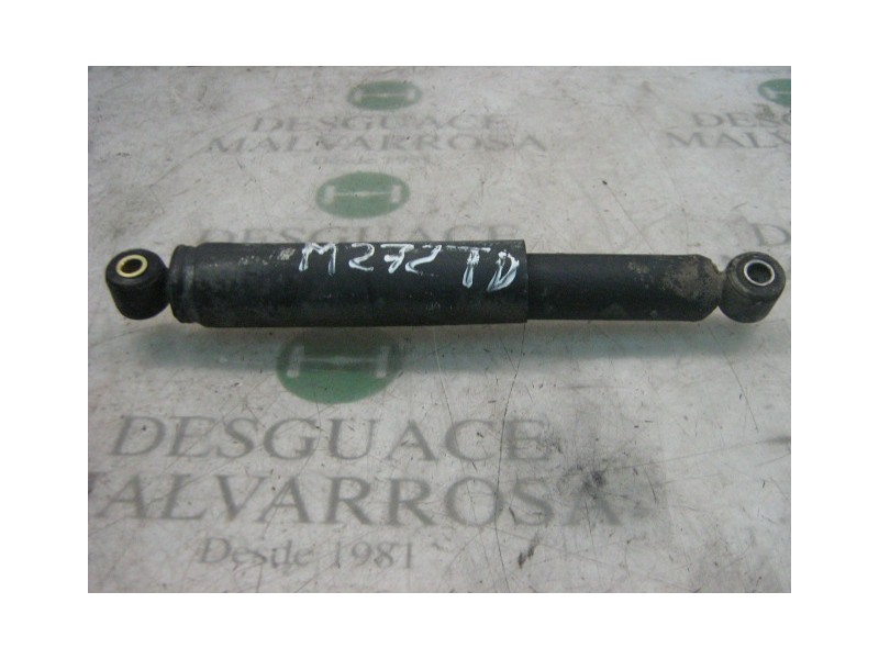 Recambio de amortiguador trasero derecho para nissan trade 100 referencia OEM IAM   