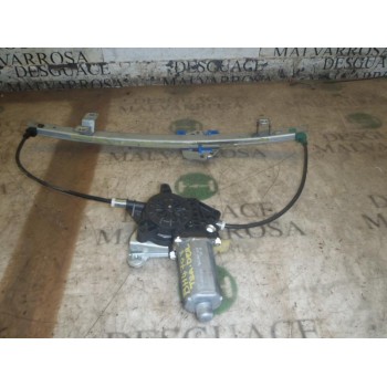 ELEVALUNAS TRASERO DERECHO 