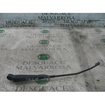 BRAZO LIMPIA DELANTERO DERECHO 