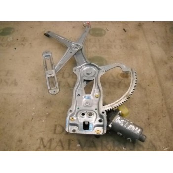 ELEVALUNAS DELANTERO DERECHO 