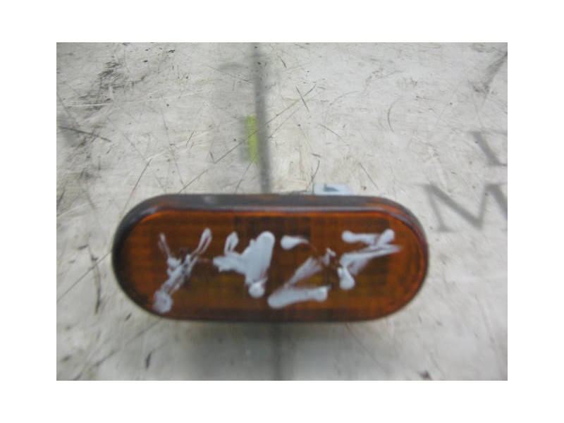 Recambio de piloto lateral izquierdo para seat cordoba berlina (6k2) glx referencia OEM IAM   