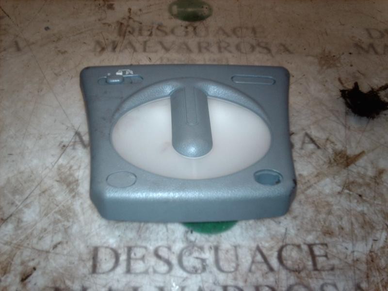 Recambio de piloto interior para fiat bravo (182) 1.4 12v sx referencia OEM IAM   