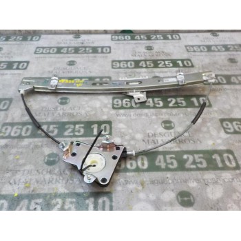 ELEVALUNAS DELANTERO DERECHO 824040X010 