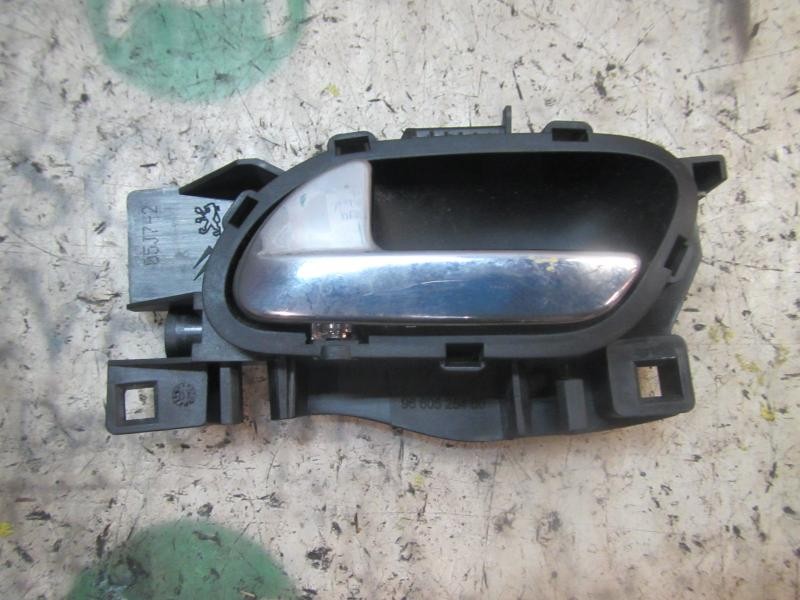 Recambio de maneta interior trasera izquierda para peugeot 308 sport referencia OEM IAM 9143Q1  