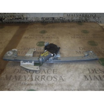 ELEVALUNAS DELANTERO DERECHO 698100H020 