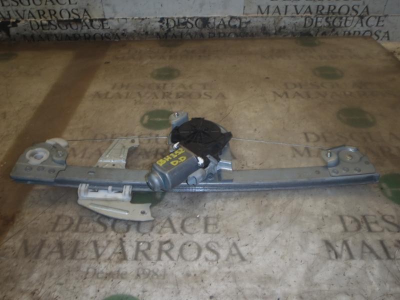 Recambio de elevalunas delantero derecho para toyota aygo (kgb/wnb) sound referencia OEM IAM 698100H020  