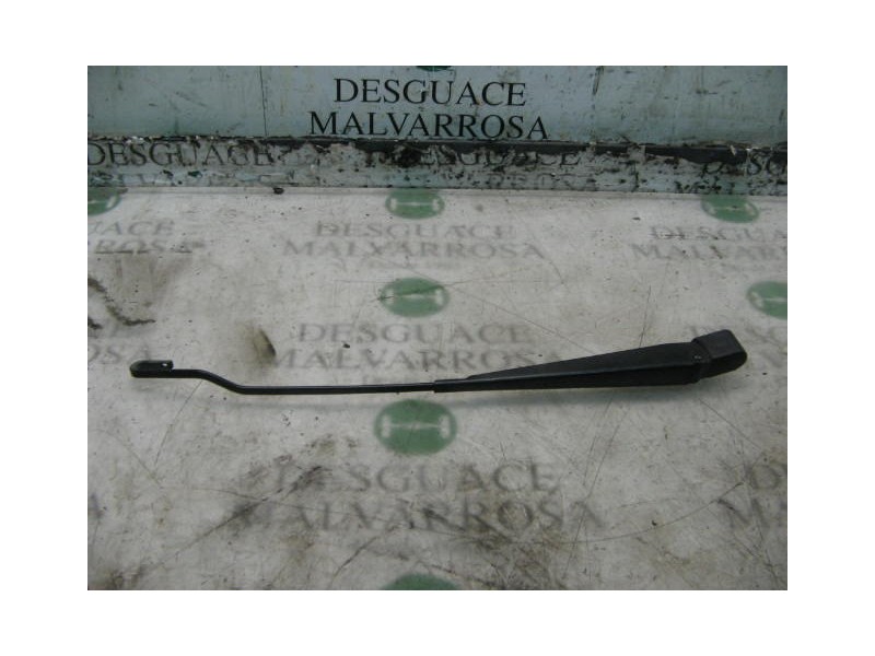 Recambio de brazo limpia delantero izquierdo para ford mondeo berlina/familiar (fd) clx berlina referencia OEM IAM   
