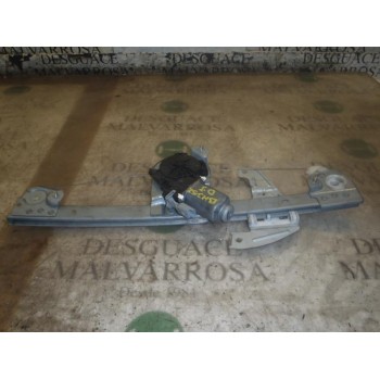 ELEVALUNAS DELANTERO IZQUIERDO 698200H020 
