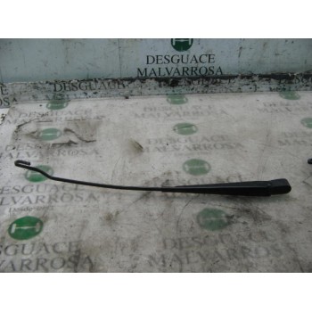 BRAZO LIMPIA DELANTERO DERECHO 