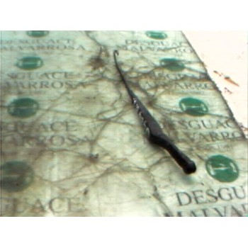 BRAZO LIMPIA DELANTERO IZQUIERDO 