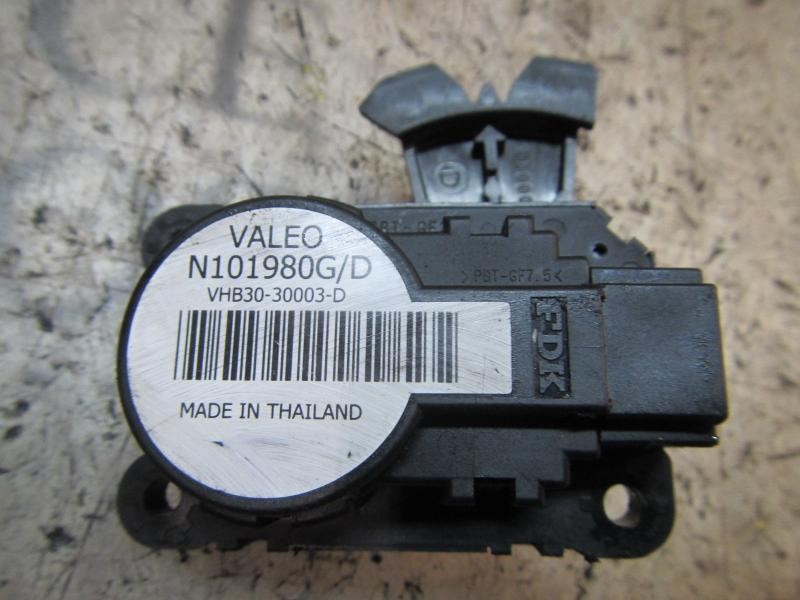 Recambio de motor apertura trampillas climatizador para peugeot 308 sport referencia OEM IAM 6447NL  