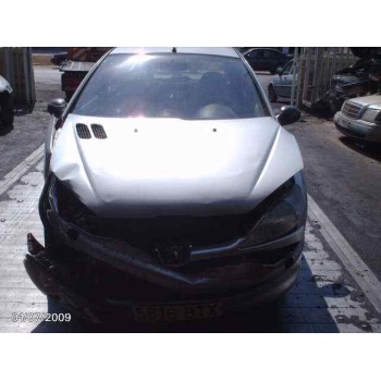 PEUGEOT 206 BERLINA