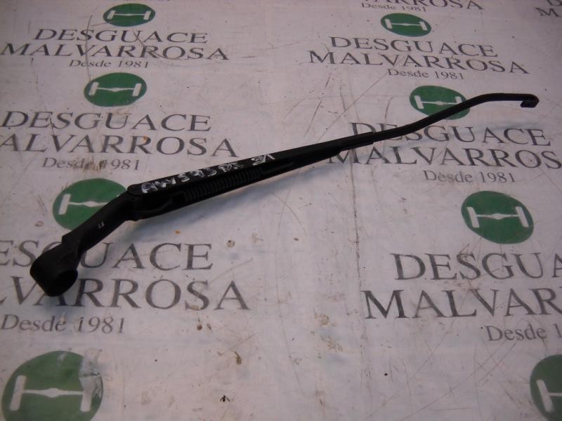 Recambio de brazo limpia delantero izquierdo para hyundai getz (tb) 1.1 gl referencia OEM IAM 983101C000  