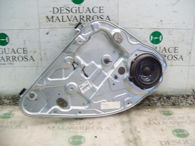 Recambio de elevalunas trasero izquierdo para ford focus berlina (cap) 1.8 tdci turbodiesel cat referencia OEM IAM   