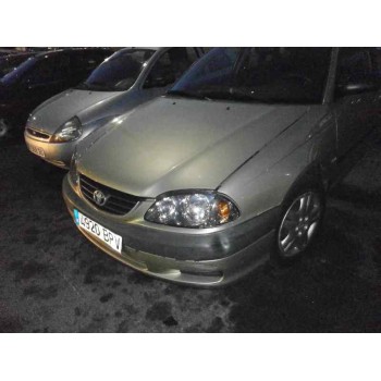 TOYOTA AVENSIS BERLINA (T 22)