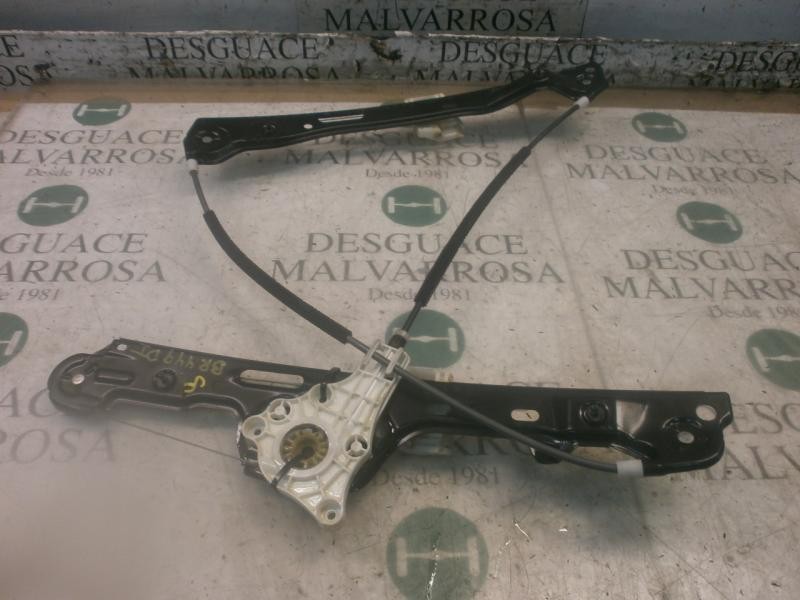 Recambio de elevalunas delantero izquierdo para bmw serie 1 berlina (e81/e87) 2.0 turbodiesel cat referencia OEM IAM 51337138465