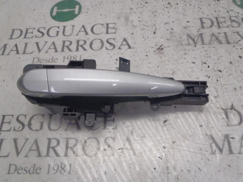 Recambio de maneta exterior trasera derecha para bmw serie 1 berlina (e81/e87) 120d referencia OEM IAM 51217207530  