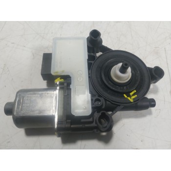 MOTOR ELEVALUNAS TRASERO IZQUIERDO 5Q0959407E 5Q0959407E 