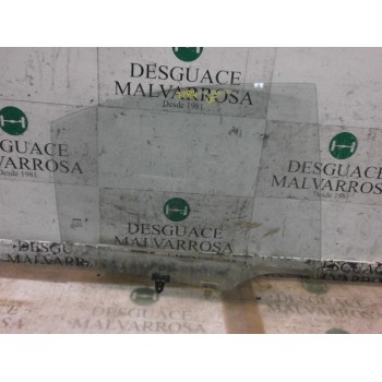 CRISTAL PUERTA TRASERO DERECHO 82300AV600 