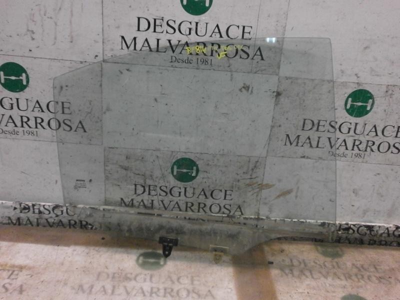 Recambio de cristal puerta trasero derecho para nissan primera berlina (p12) visia referencia OEM IAM 82300AV600  