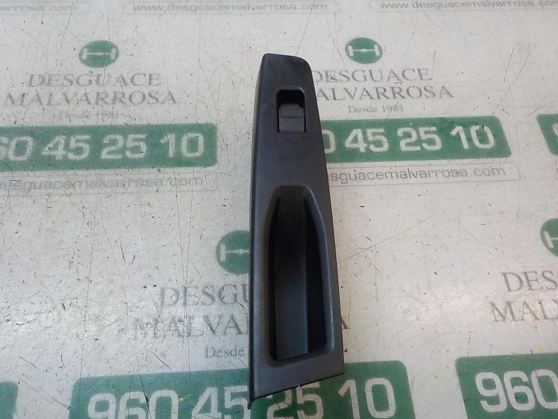 Recambio de mando elevalunas trasero derecho para toyota yaris referencia OEM IAM 848100D030  