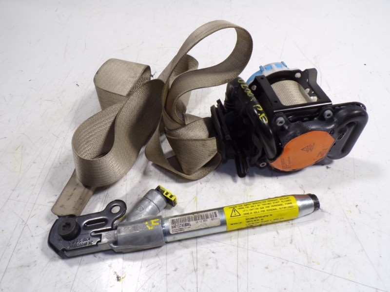 Recambio de cinturon seguridad delantero derecho para opel insignia berlina 2.0 16v cdti referencia OEM IAM 20951978 502JF1A1W1 