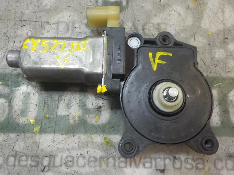Recambio de motor elevalunas delantero izquierdo para hyundai i10 1.1 12v cat referencia OEM IAM 988100X100  